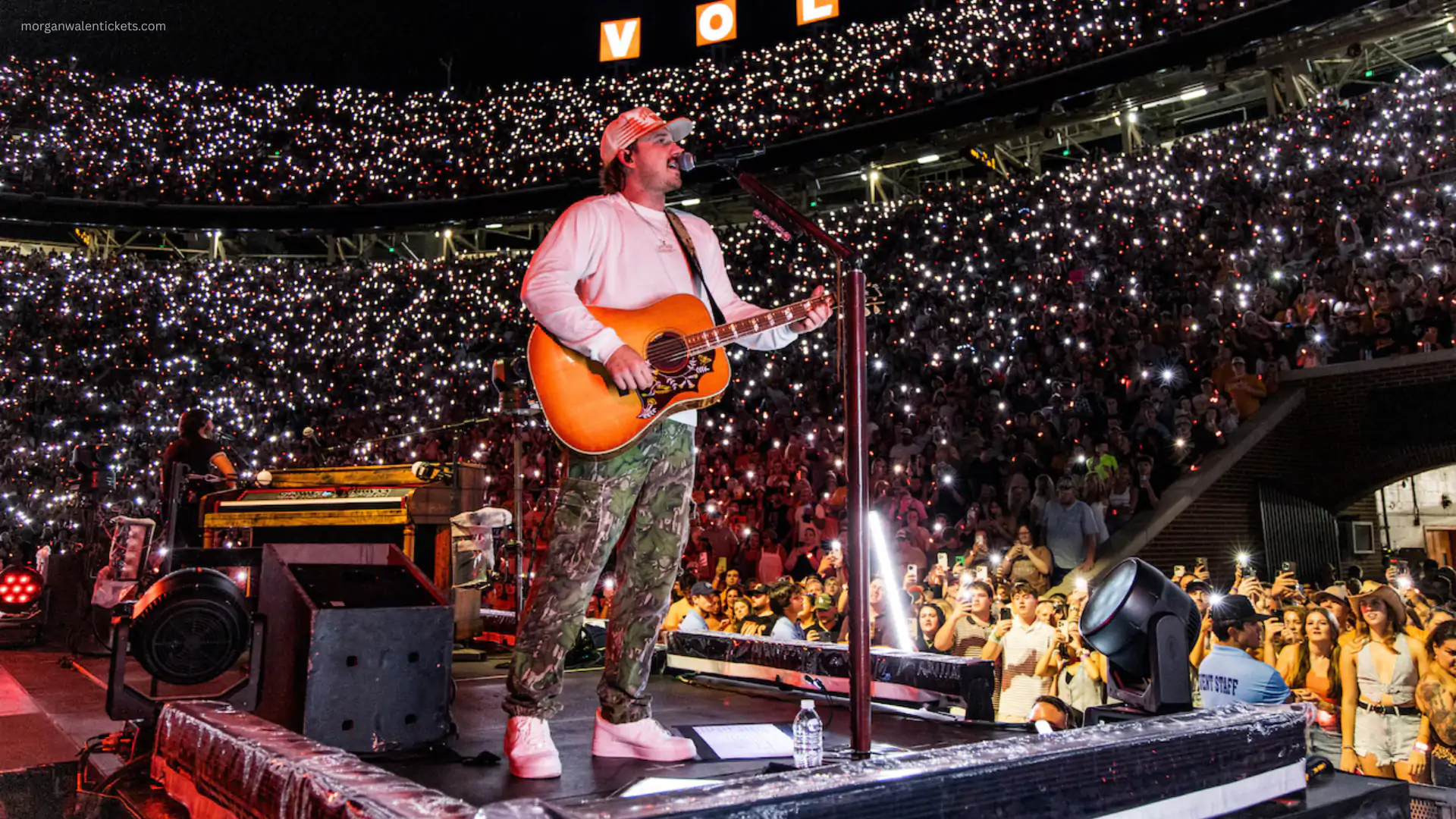 Morgan Wallen top the chart